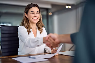 woman handshake